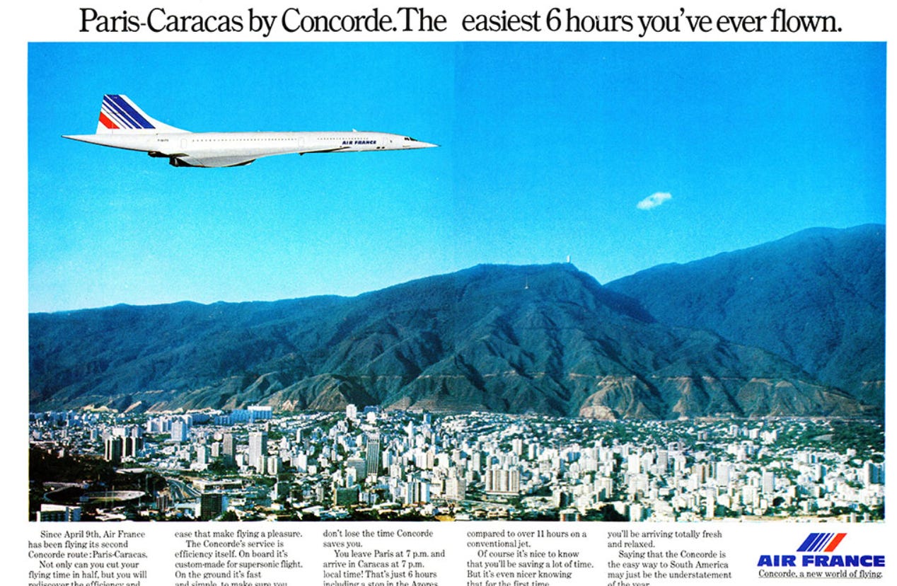 A plane flying over a city

AI-generated content may be incorrect.