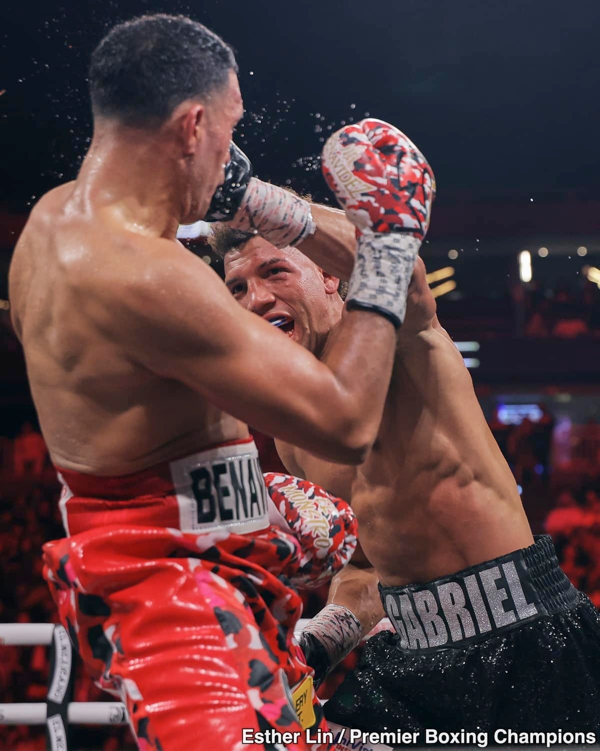 Image: Morrell's Path to Victory: Outworking Imam Khataev, Avoiding Past Mistakes Against Benavidez
