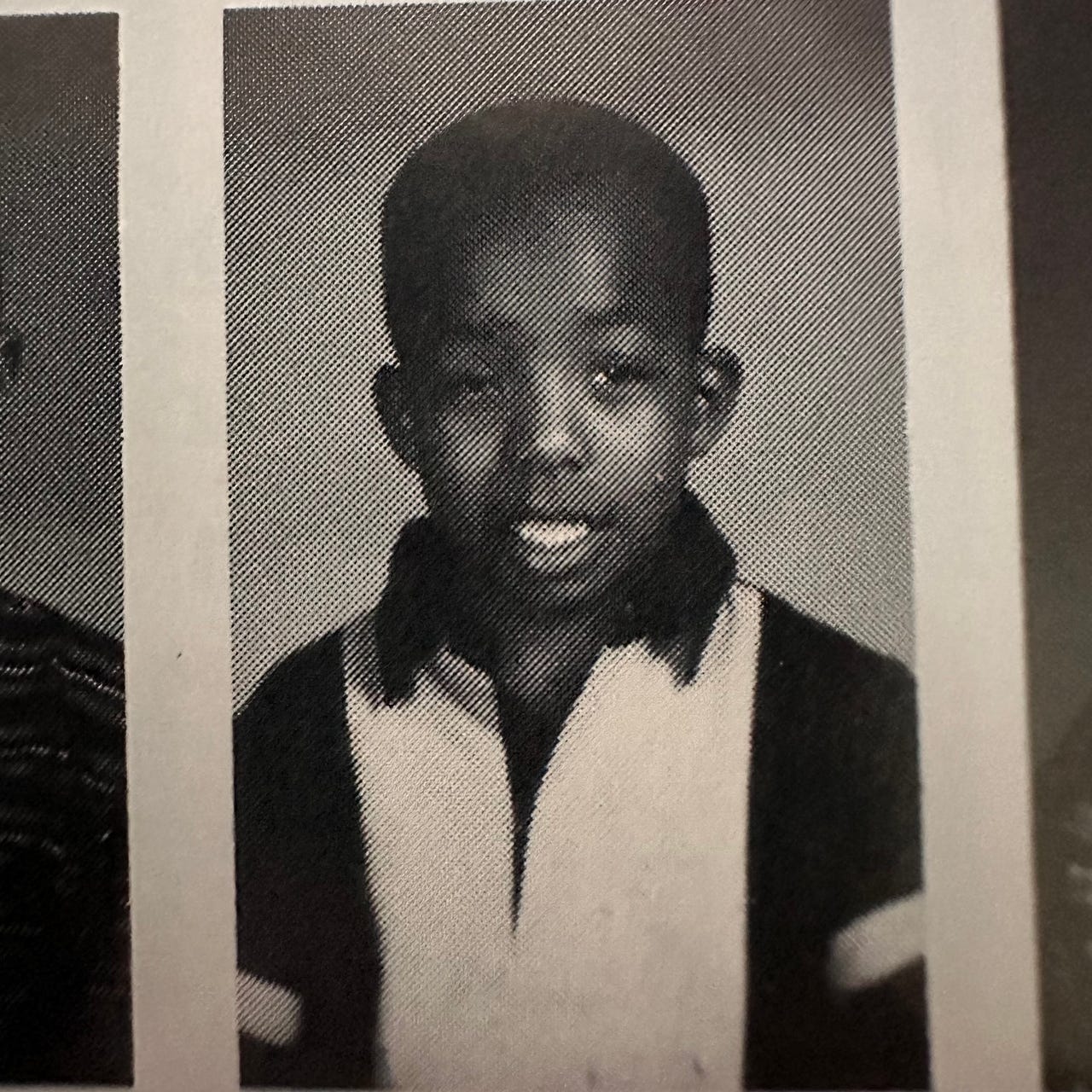 The Breaking Newsletter. logo