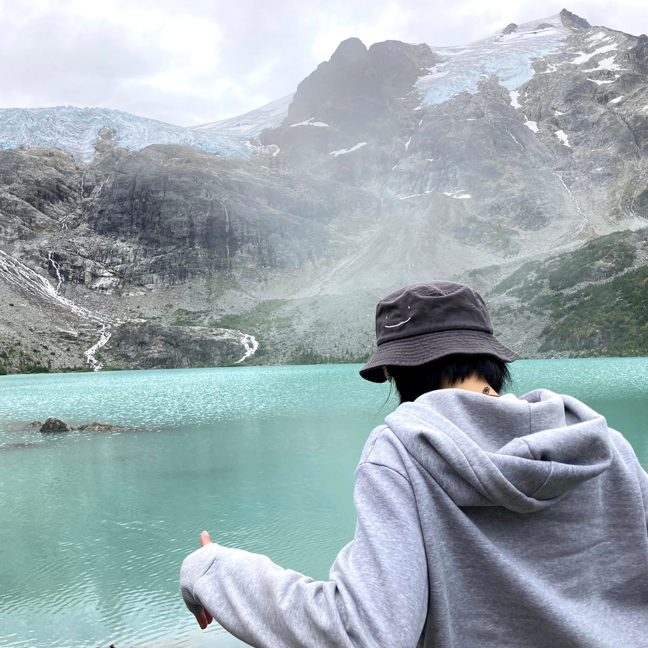 the (un)comfy corner