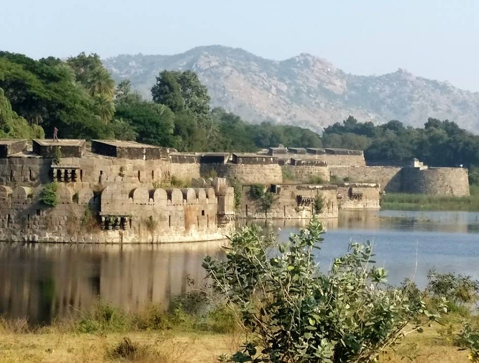 Vellore Fort Tamil Nadu, History, Timings, Information, Entry Fee