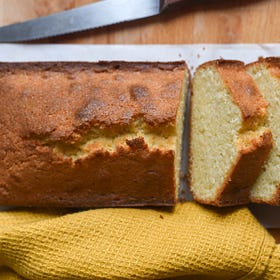 "Quatre-Quarts", the Classic French Pound Cake 
