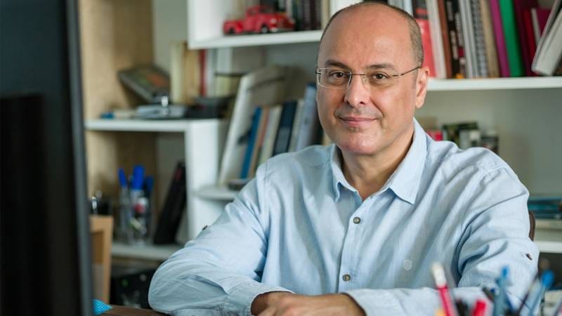 Barış Akademisyeni Bülent Şık, görevine iade edildi - Munzur Press