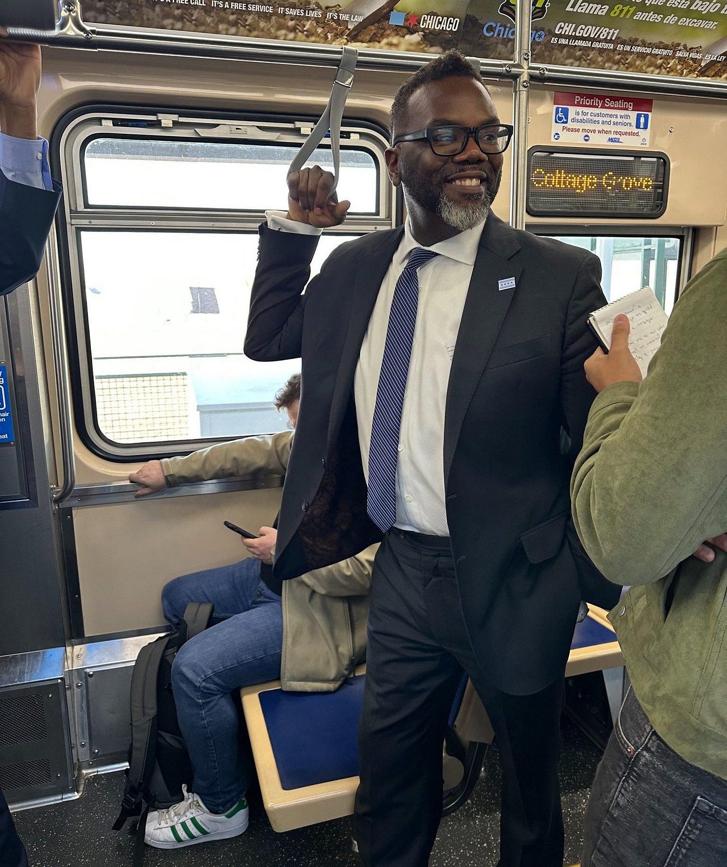Mayor-elect Brandon Johnson announces transition committee and  subcommittees – Streetsblog Chicago