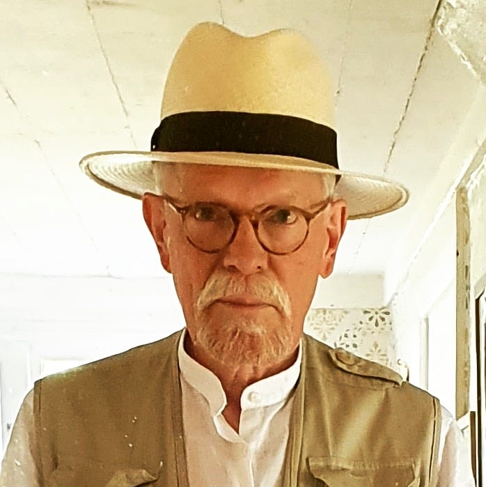 Chronicles "observe, don't judge"