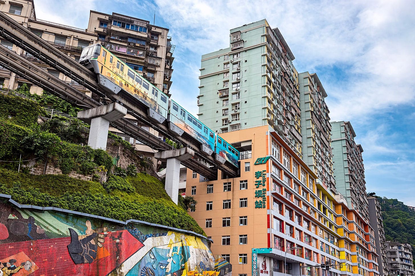 Chongqing: The mindbending 'cyberpunk city' in China that exists on so many levels | CNN Chongqing: The mindbending 'cyberpunk city' in China that exists on so many levels | CNN