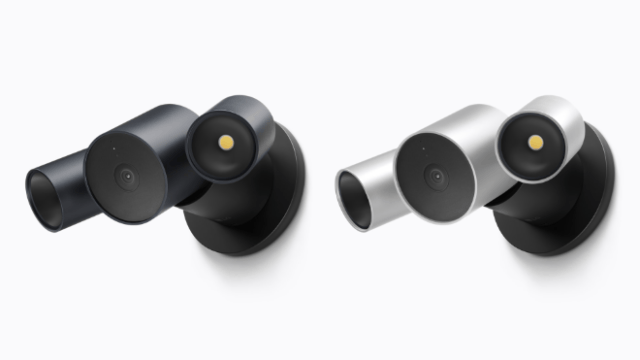 LG’s Floodlight Cam delivers powerful perimeter monitoring with adaptive dual floodlights that activate automatically when motion is detected, and low-light color night vision that preserves clarity in darker conditions.