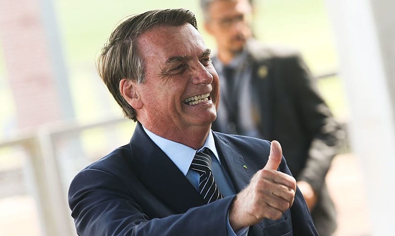 Bolsonaro convoca manifestação 21 em Copacabana