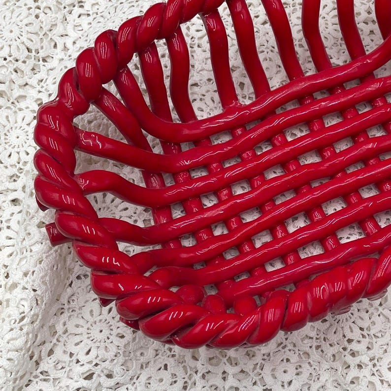 Vintage Red Ceramic Basket Lattice Handmade Pottery Basket for Christmas Vintage Cottagecore Green Square Ceramic Lattice Trivet