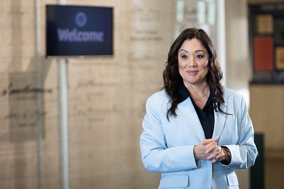 File:12 March 2025 - Washington, DC - US Secretary of Labor Lori M. Chavez-DeRemer arrives at the US Department of Labor and greets staff - 4.jpg