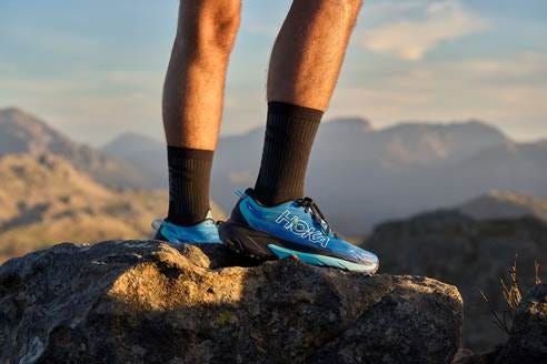 HOKA lança Mafate 5, modelo para o trail running - Contra Relógio