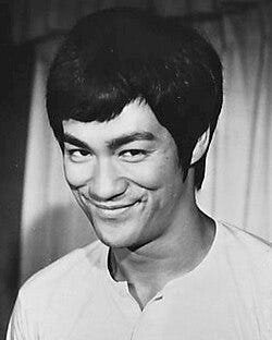 File:Bruce Lee 1973 (cropped).jpg File:Bruce Lee 1973 (cropped).jpg