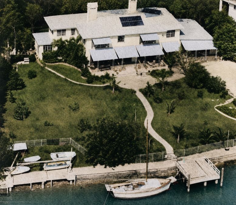 Figure 3: Aerial view of 43 Star Island Drive in January 1978. Courtesy of the Miami Herald, photographer Mike Steinbacher. Figure 3: Aerial view of 43 Star Island Drive in January 1978. Courtesy of the Miami Herald, photographer Mike Steinbacher.