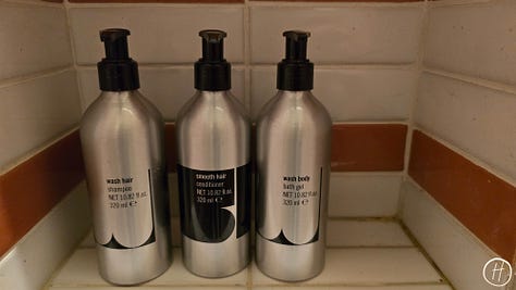 Standard Pattaya: Standard bathroom