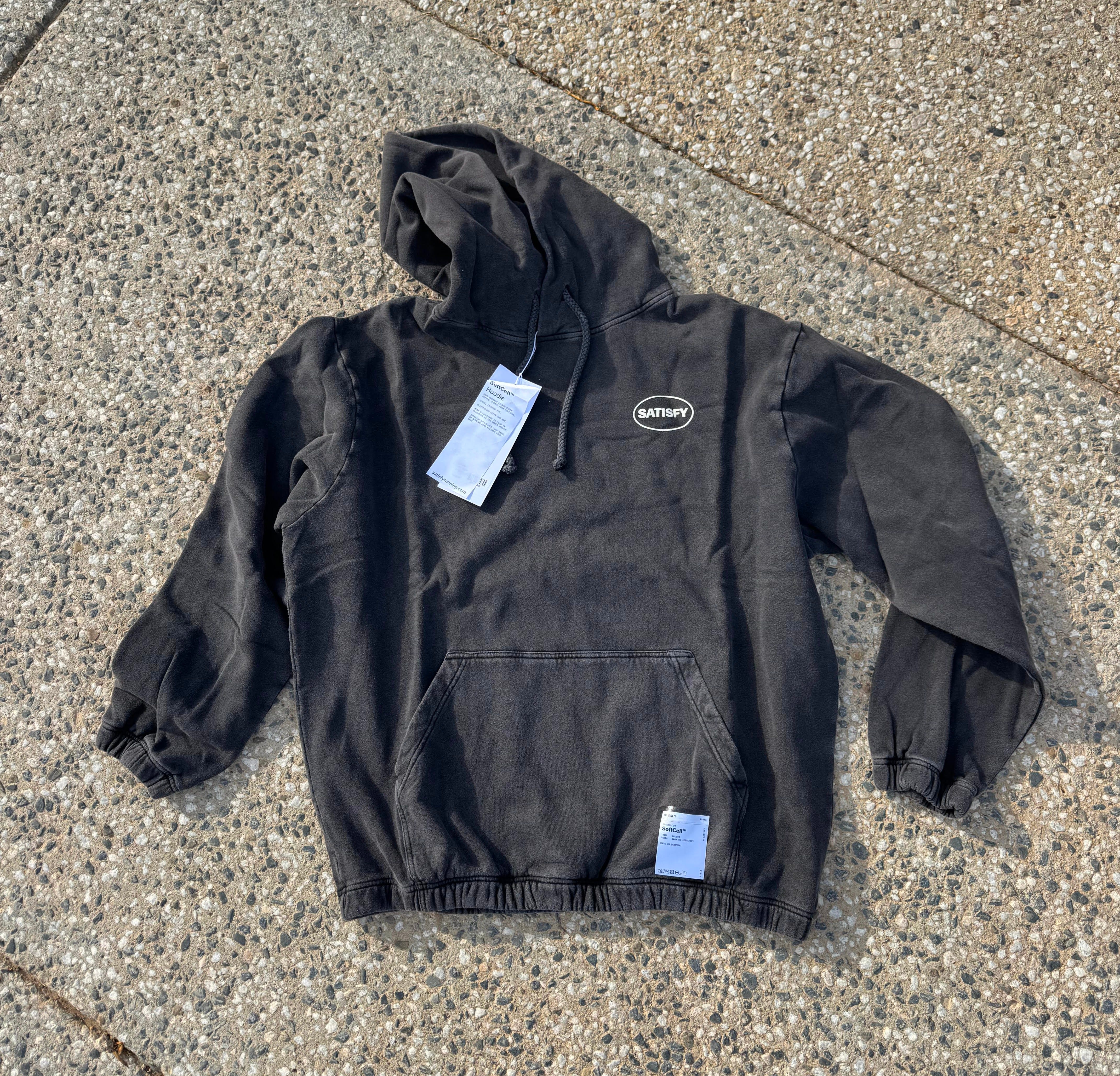 SATISFY RUNNING EQUIPMENT グレー パーカー SoftCell™ Hoodie – SATISFY