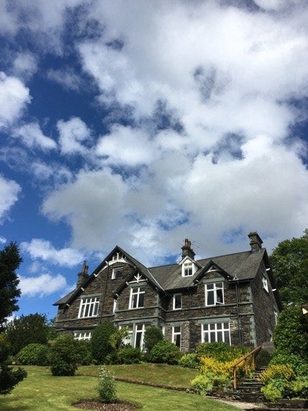 UK road trip The Lake House Waterhead Arabian Notes 2016