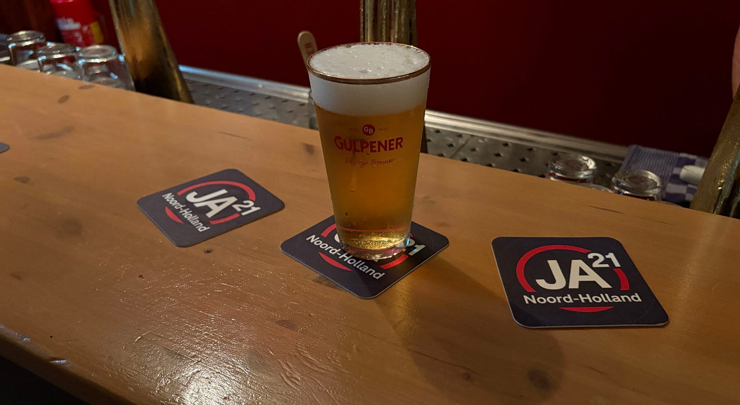 RO 261001 JA21-pils.jpg