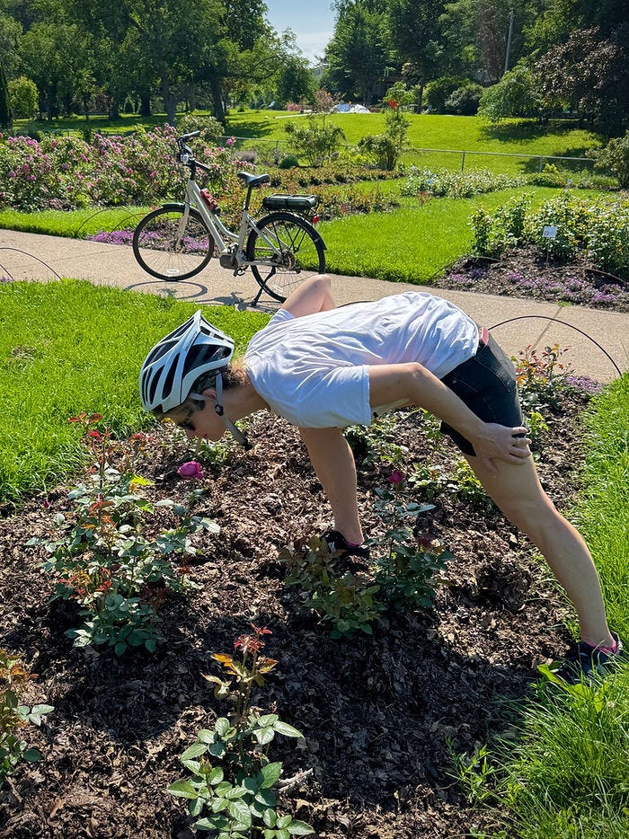 Suzy L. Sniffing the Roses, Photo: Diana Pierce  