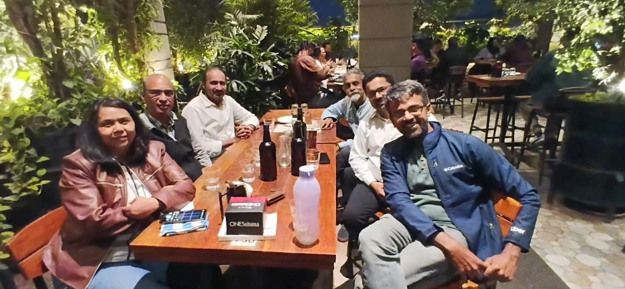 No alternative text description for this image