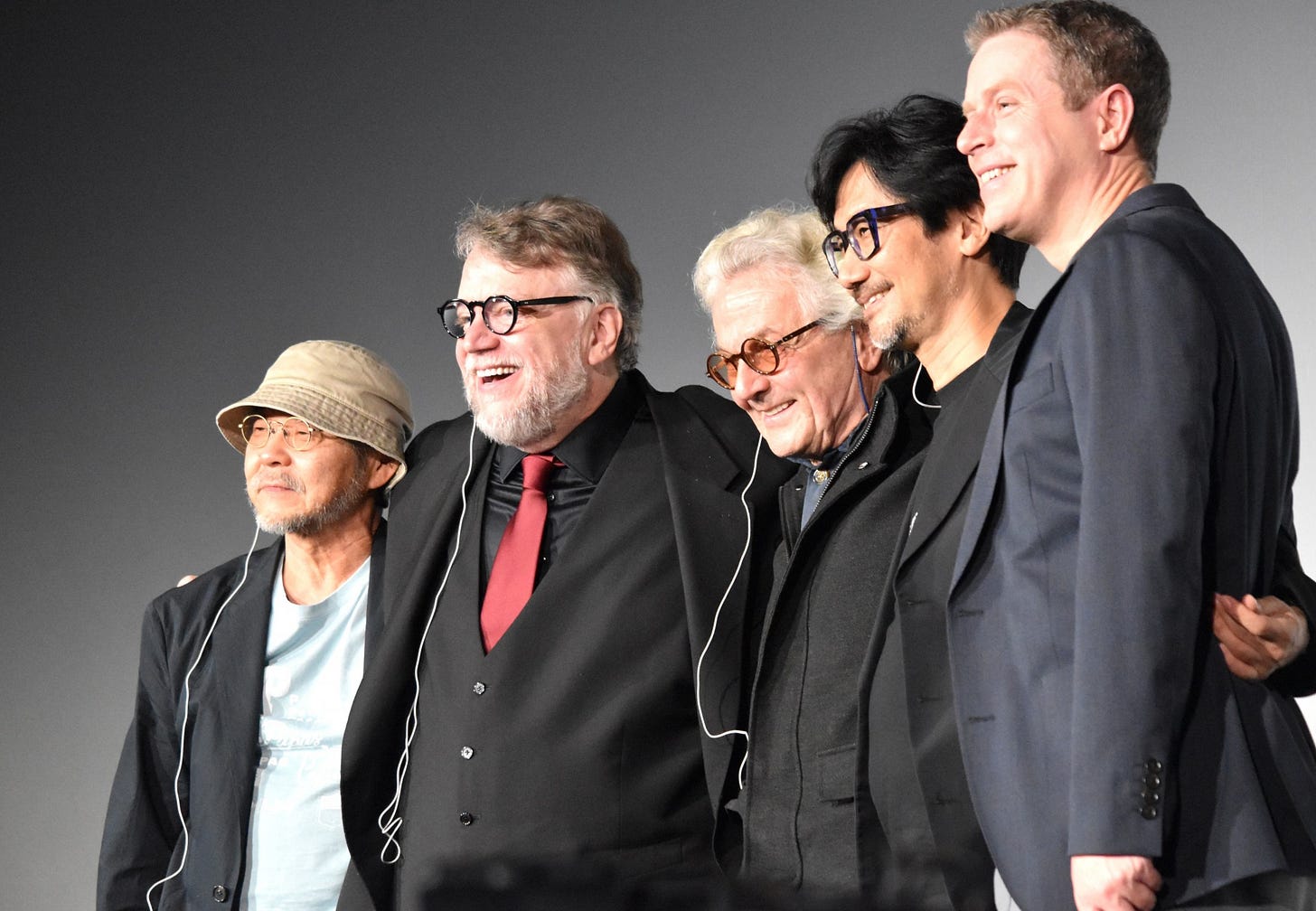 コジプロ10周年イベントにジョージ・ミラー、ギレルモ・デル・トロ、押井守が集結！豪華ゲストが祝福（シネマトゥデイ） - Yahoo!ニュース