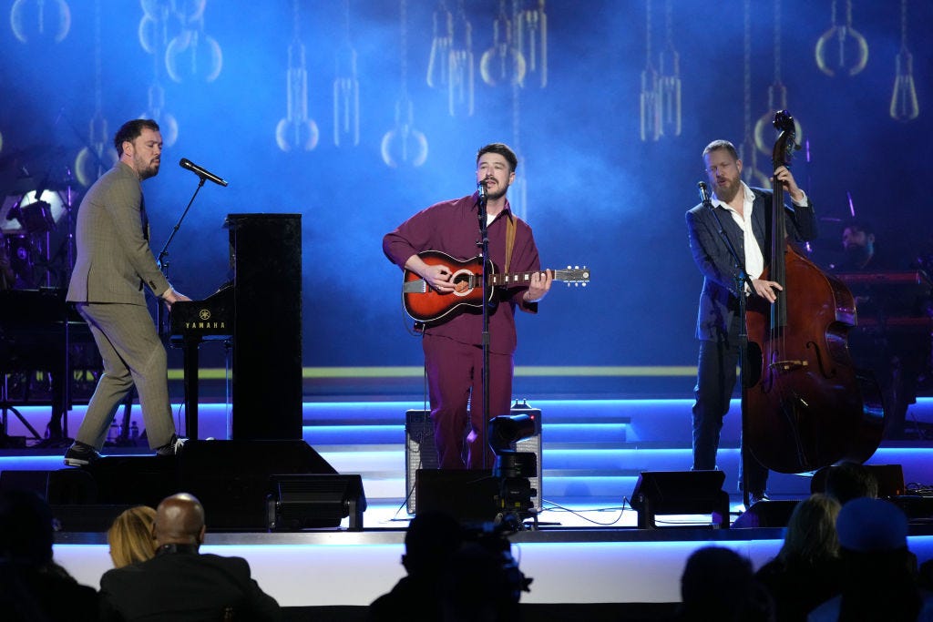 Mumford & Sons to headline first night of London, Ont.'s 'Rock the Park' -  London | Globalnews.ca