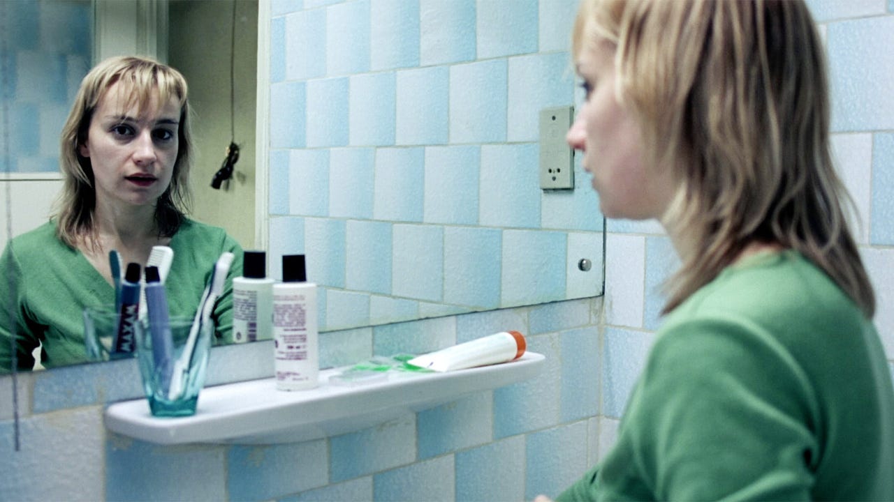 4 Months, 3 Weeks and 2 Days (2007) | MUBI