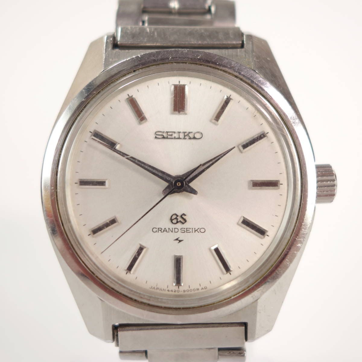 rare 44GS Grand Seiko 4420-9000 late model Grand Seiko GS manual winding medallion operation product with box antique vintage
