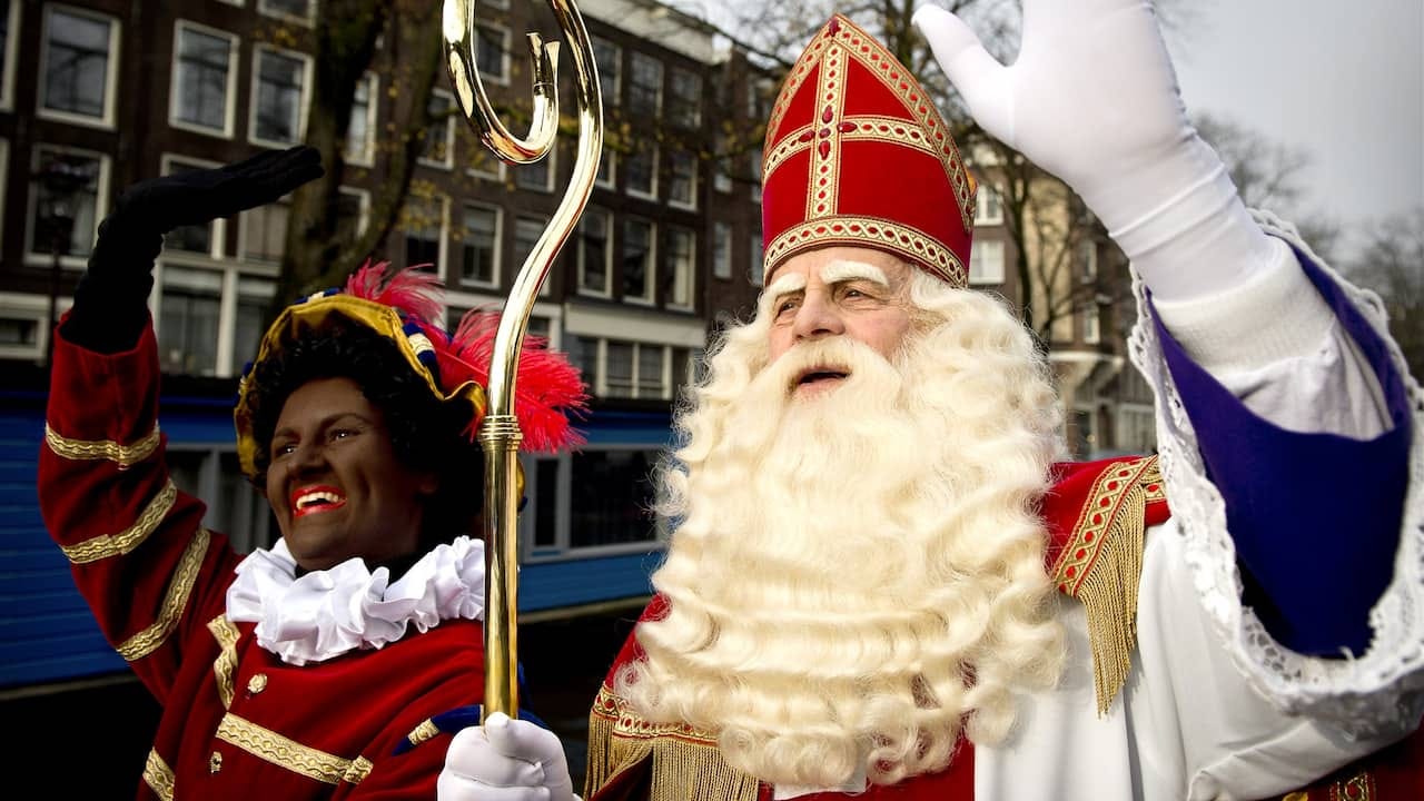 Bram van der Vlugt nog eenmalig als Sinterklaas te zien in speelfilm | Films & Series | NU.nl Bram van der Vlugt nog eenmalig als Sinterklaas te zien in speelfilm | Films & Series | NU.nl
