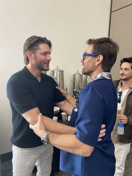 Jensen Ackles embracing Eric Kripke at Comic Con 2025 Jensen Ackles embracing Eric Kripke at Comic Con 2025