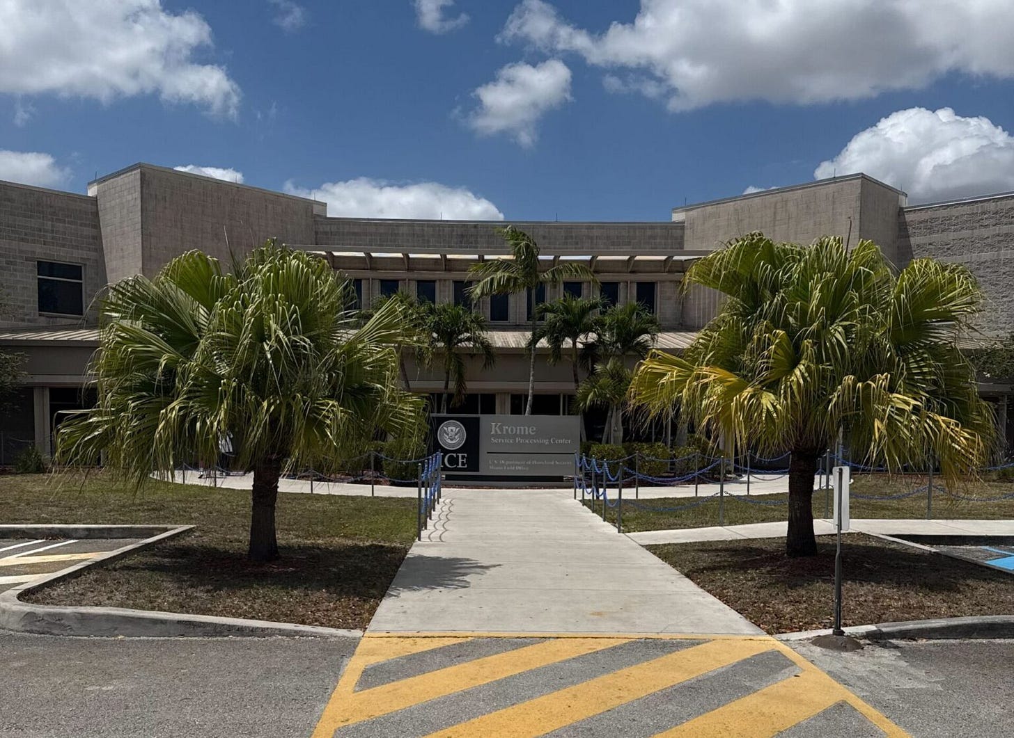 ICE confirms building at Miami detention center that U.S. Rep. labeled 'tent city' • Florida Phoenix ICE confirms building at Miami detention center that U.S. Rep. labeled 'tent city' • Florida Phoenix