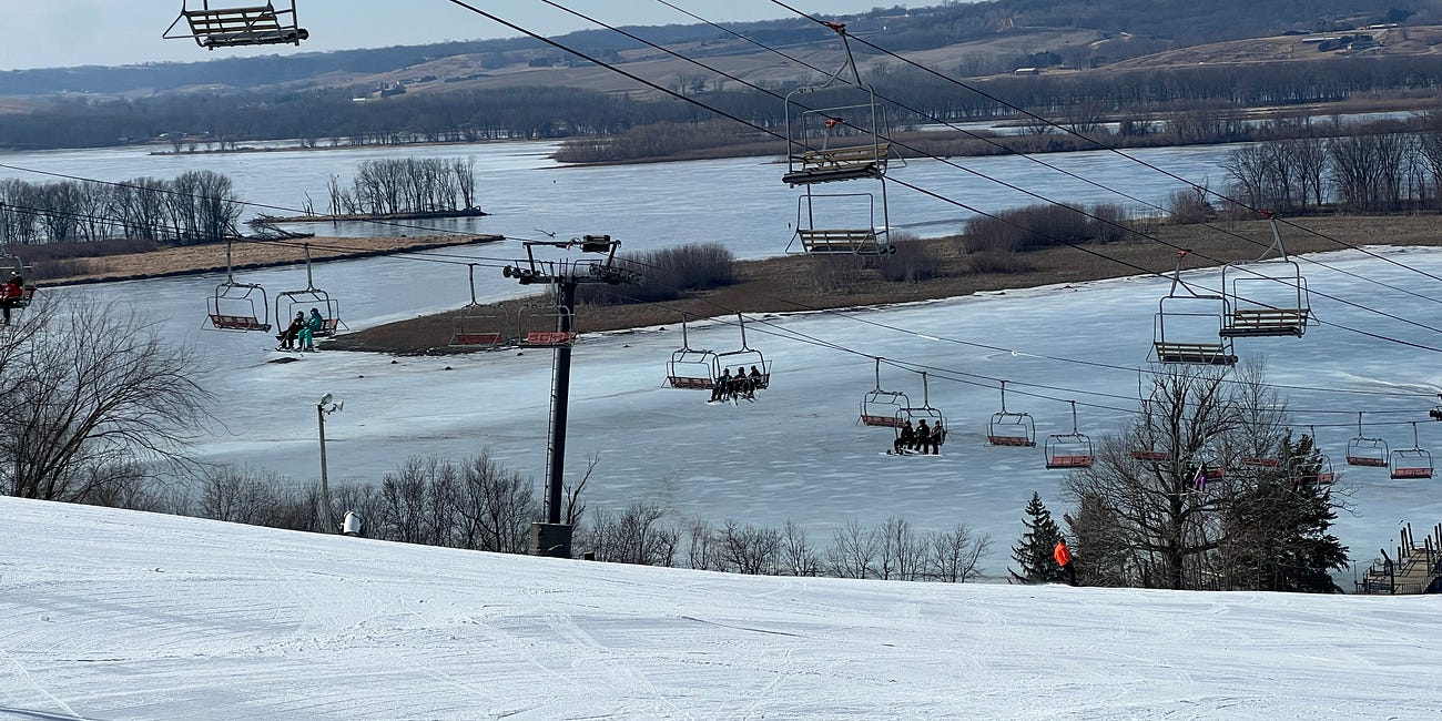 #SkiTheMississippi: Exploring Sundown, Iowa & Chestnut, Illinois