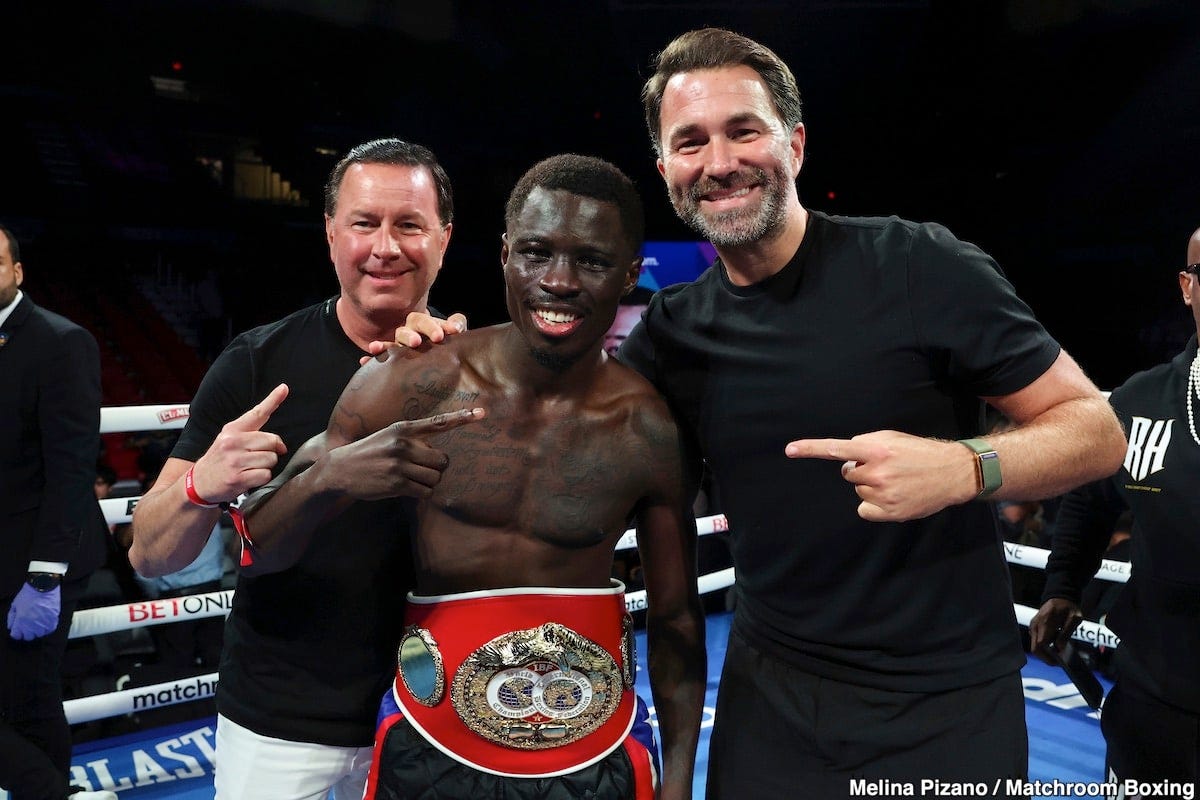 Image: Eddie Hearn: "Hitchins Will Beat Teofimo Lopez"