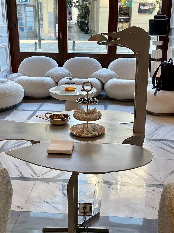 the-dolli-lobby-athens