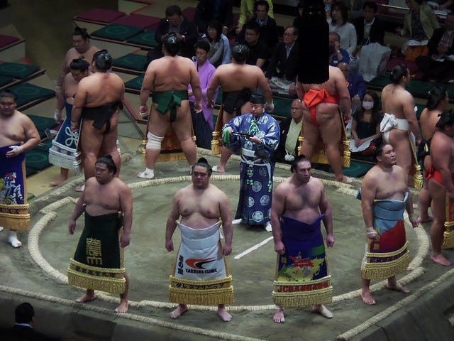 Ring Entrance of Juryo Grade Wrestlers Ring Entrance of Juryo Grade Wrestlers