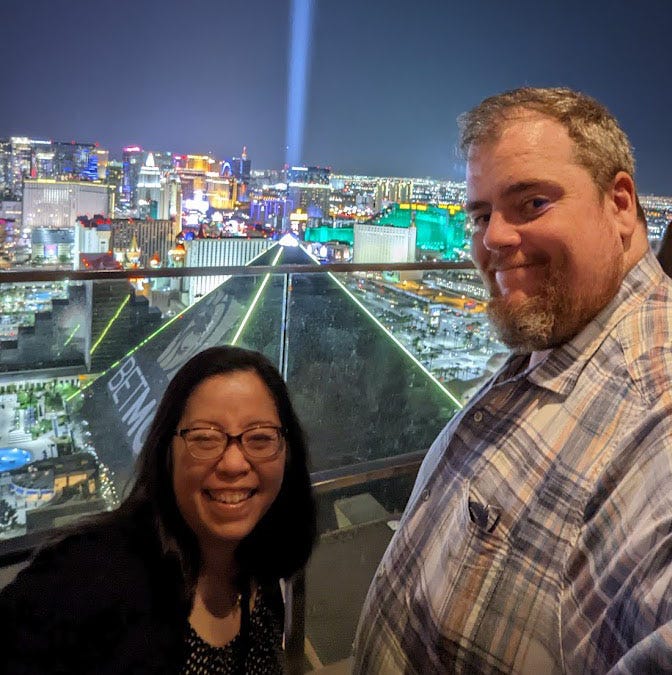 This image has an empty alt attribute; its file name is vegas.jpg