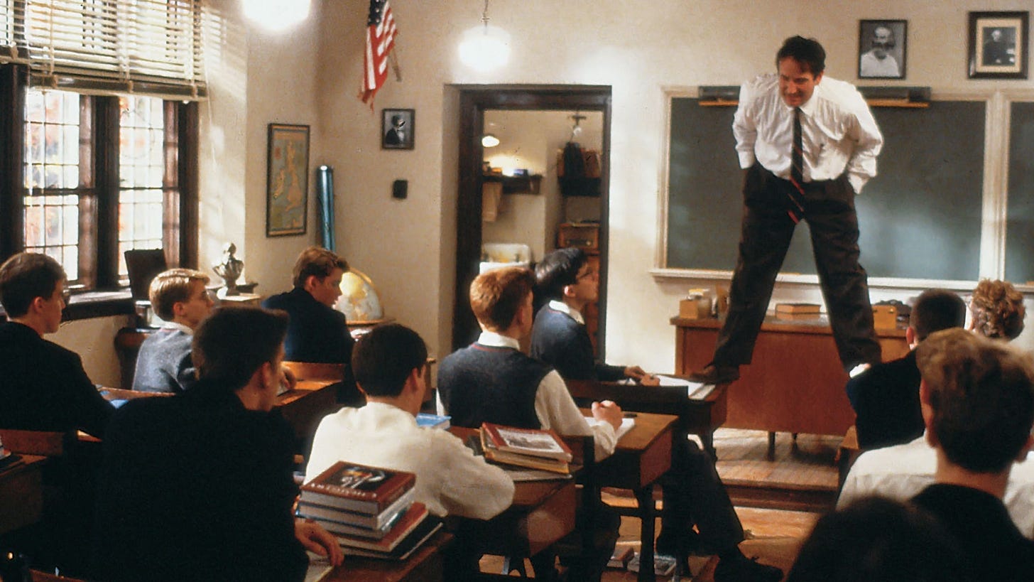 Oh, capitán": 33 años de El club de los poetas muertos, la peli que siempre  consigue emocionarte | GQ España