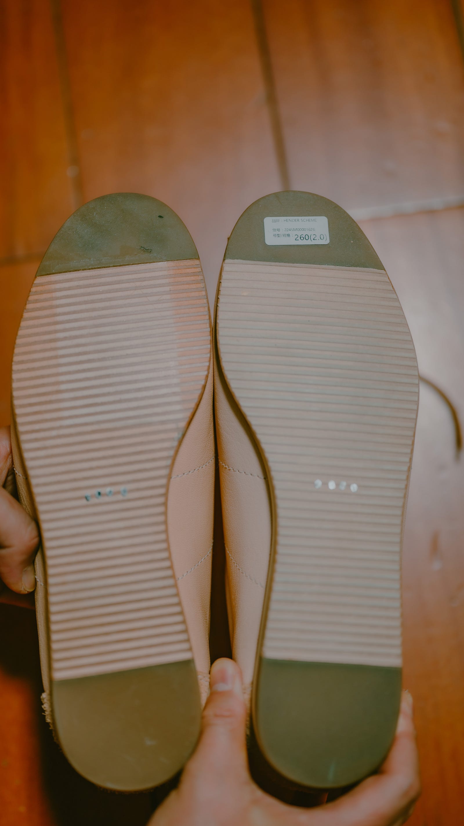 Hender Scheme | Handmade Natural Vegetable-Tanned Leather Casual 