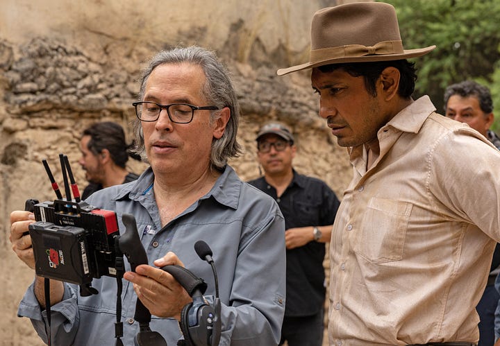 O diretor Rodrigo Prieto com os atores Manuel Garcia-Rulfo e Tenoch Huerta
