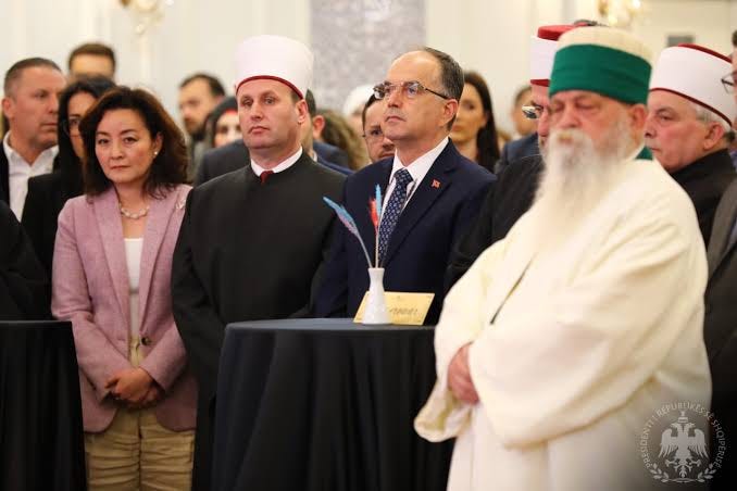 The President Of The Republic Of Albania, H.E.Mr. Bajram Begaj, Attended  The Ceremony Of The Muslim Community, Dedicated To The 100th Anniversary Of  The Establishment Of This Community - Presidenti I Republikës