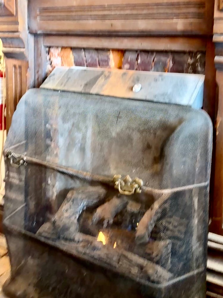 When you’re freezing on an icy winter day, try to claim a seat close to the Rover's old-fashioned fireplace.