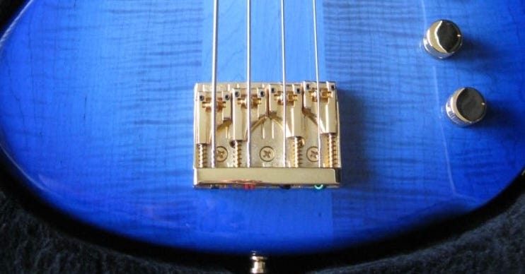 Overview: The 4004 - by Andy White - Rickenbacker 101