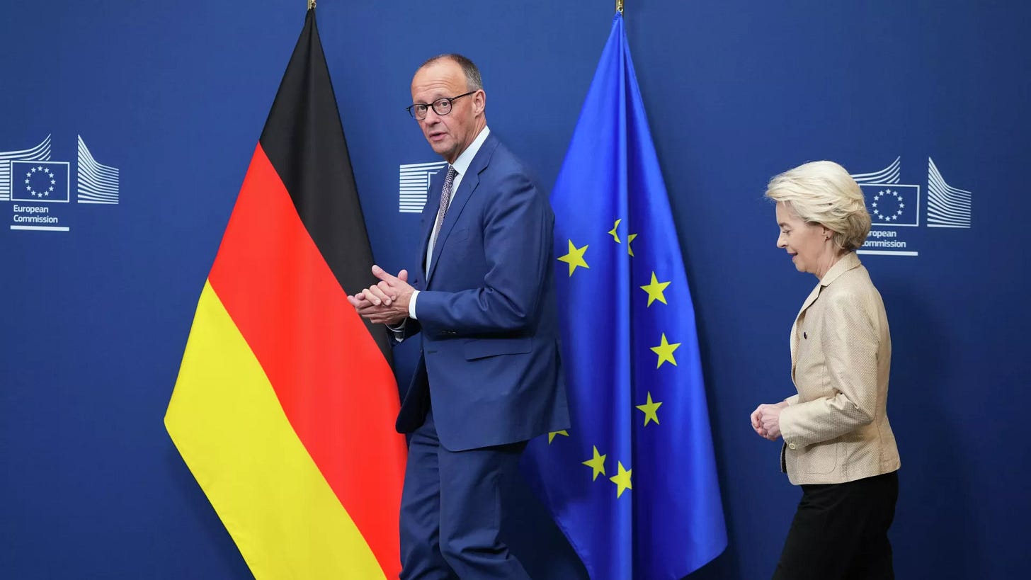 Friedrich Merz német kancellár és Ursula von der Leyen, az Európai Bizottság elnöke – RIA Novosti, 1920, 2025. október 1.