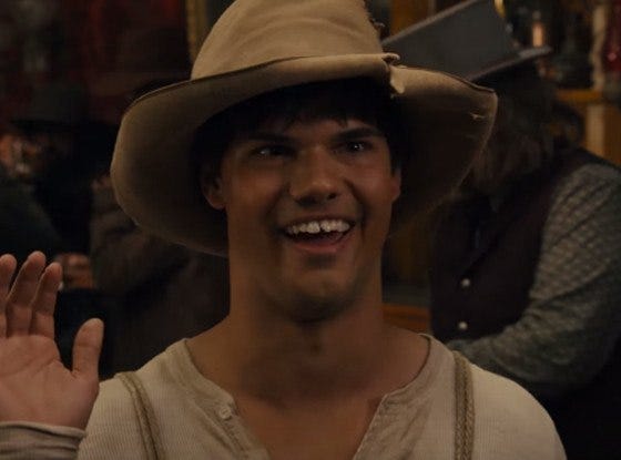 taylor lautner ridiculous 6 bulge images 2015 taylor lautner ridiculous 6 bulge images 2015