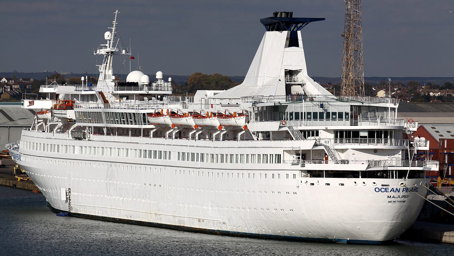 Ocean Pearl in Tilbury on 29 October 2011