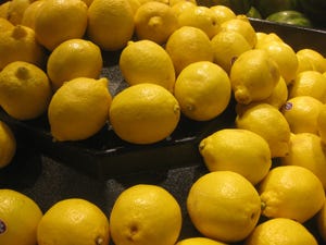 When life hands you lemons When life hands you lemons (courtesy of Richard X. Thripp)