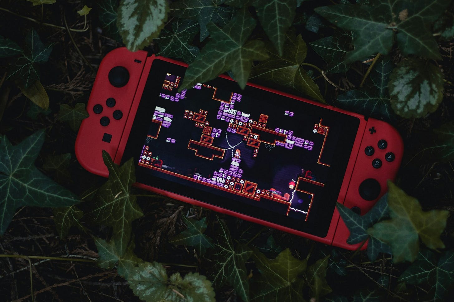 red and black nintendo switch