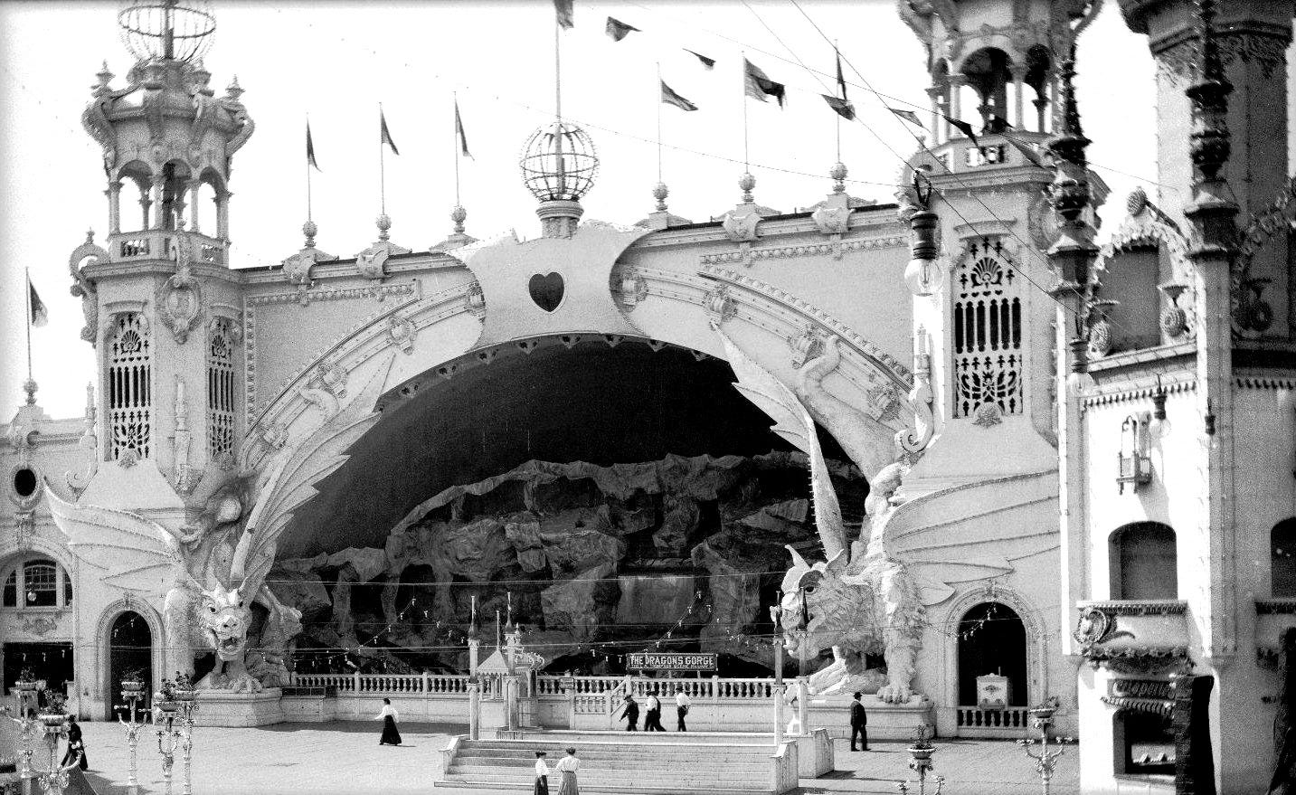 Luna Park, Coney Island · Brooklyn Museum