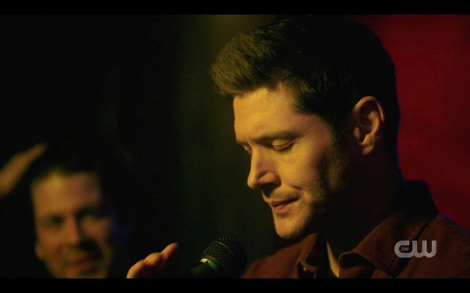 Dean Winchester ready to sing with Christian Kane 2019 Dean Winchester ready to sing with Christian Kane 2019