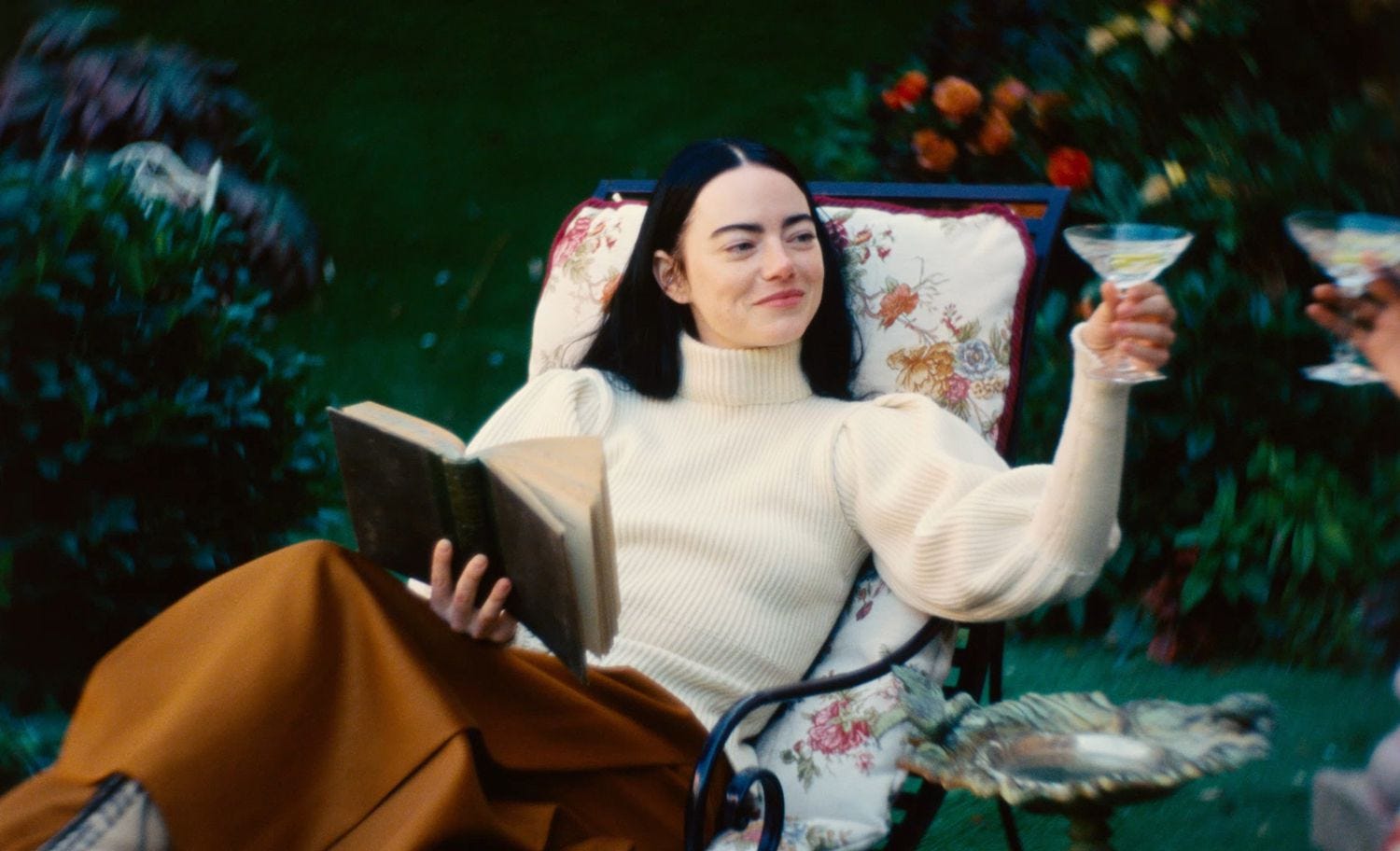ten looks inspired by bella baxter - by Viv Chen