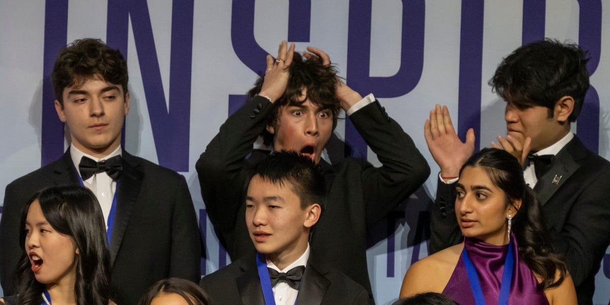 Teen Wins $250,000 for AI Discovery of 1.5 Million Objects in Space -  Business Insider